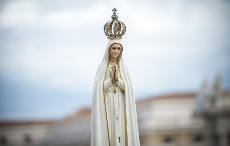 Imagem da virgem de Fátima visita o Cáucaso em Setembro