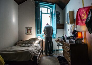 Segurança Social paga quartos em edifício degradado em Leiria