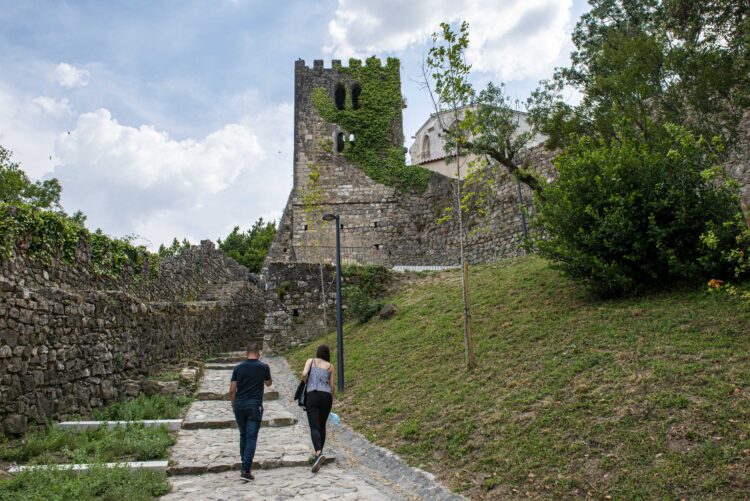 Leiria dá a conhecer acervo arqueológico do castelo