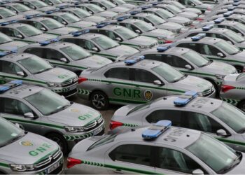 Comando de Leiria da GNR recebe três novas viaturas