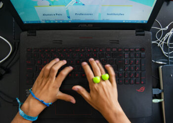 Manuais digitais pela sustentabilidade do planeta