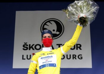 João Almeida nem se sentia bem, mas ganhou primeira etapa da Volta ao Luxemburgo