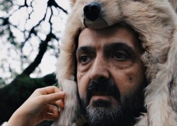 Lobo: um filme, um poeta pastor, uma cidade e três meios mistérios