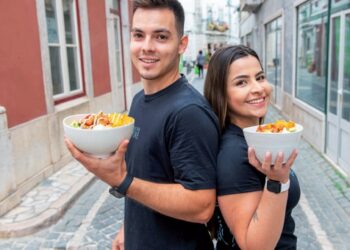Está aí o restaurante havaiano que amplia a comida do mundo em Leiria