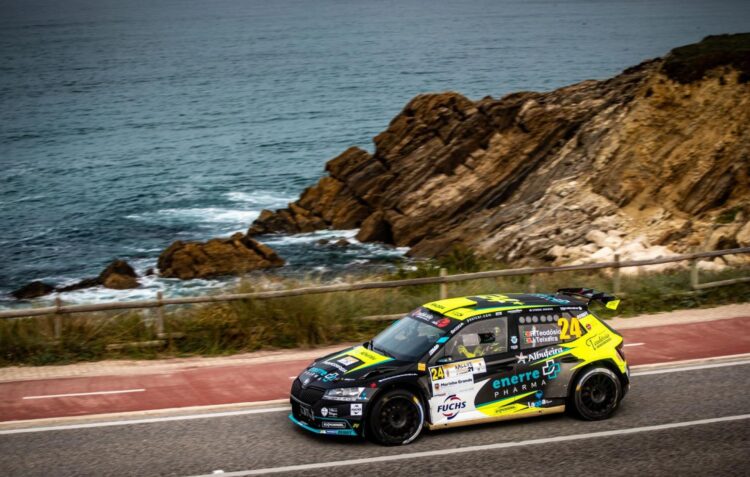 Ricardo Teodósio e José Teixeira vencem Rally Vidreiro