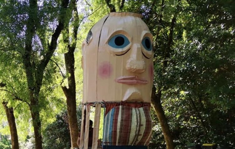 Construção de cabeças gigantes abre 24.º Marionetas na Cidade