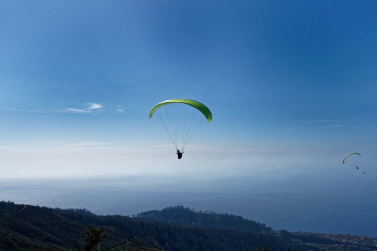 Queda de parapente causou ferido grave em São Martinho do Porto