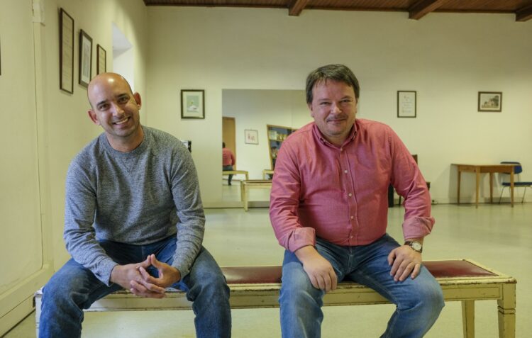 Ateneu vive com 60 mil euros por ano, antiga sede à venda por milhão e meio
