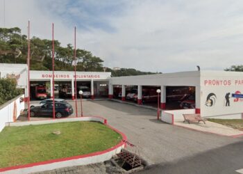 Comandante dos bombeiros da Nazaré sai por incompatibilidades com a Direcção