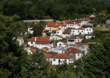 “O cantar da pedra” de Ansião, Figueiró dos Vinhos e Pombal inspira exposição sonora