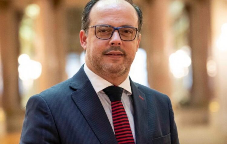 Hugo Oliveira sucede a Rui Rocha à frente do PSD Leiria