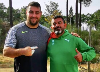Tsanko Arnaudov muda-se para Leiria para treinar com Paulo Reis