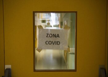 Covid-19: Hospital de Leiria reforça número de camas no Serviço de Medicina Intensiva