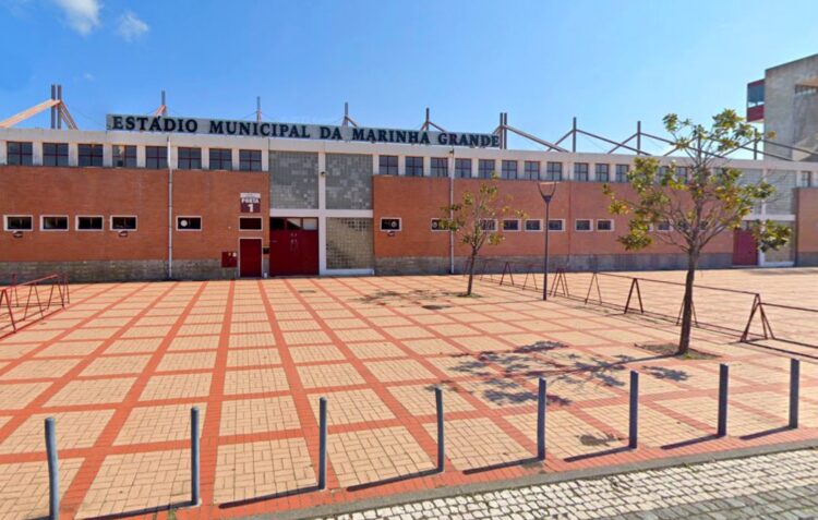 Covid-19: População da Marinha Grande pode fazer testes à Covid no estádio