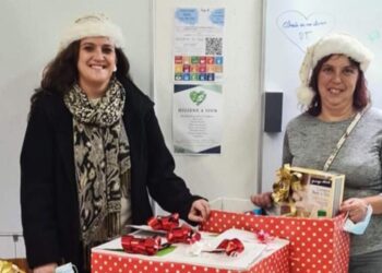 Pais de alunos do Instituto Educativo do Juncal organizaram cabazes solidários de Natal