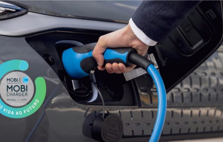 Primeiro hub de carregamento da MOBI.E para veículos eléctricos em Leiria