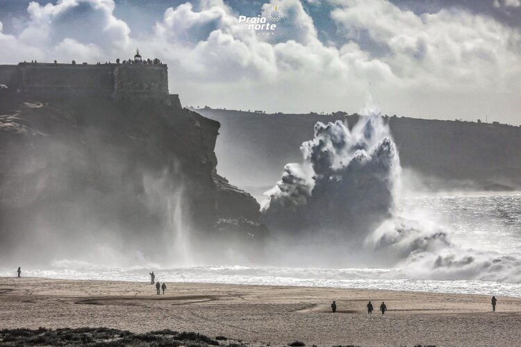 Nazaré avança para sistema de apoio e segurança ao surf