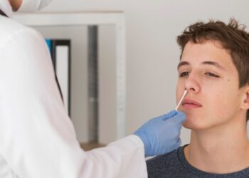 Leiria oferece posto de testagem gratuita ao coronavírus SARS-CoV-2