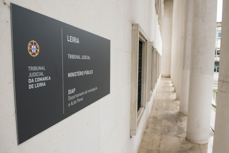 Homem que molestou sexualmente a ex-mulher em Pombal ficou em prisão preventiva