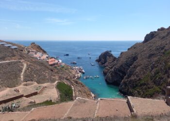 Ilha da Berlenga com taxa turística de três euros por dia a partir de Abril