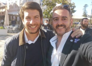 CDS distribuiu “cheques-ensino” em Leiria e quer dar liberdade de escolha às famílias