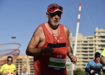 Carlos Simões corre para ajudar quem mais precisa em Angola