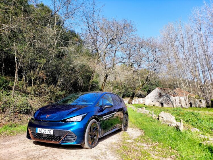 Cupra Born chegou com 420 quilómetros de autonomia