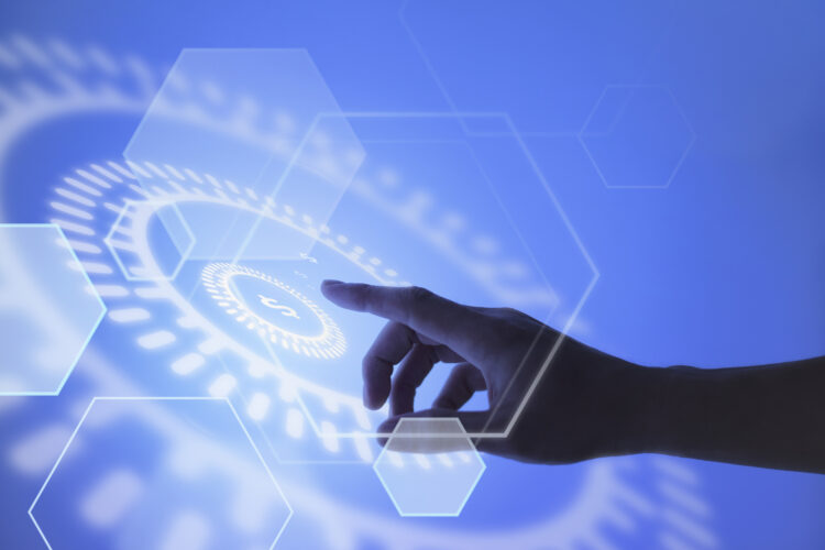 Nerlei vai ensinar digital a adultos que nunca usaram internet