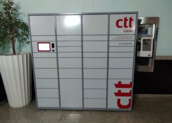 LeiriaShopping com cacifos para encomendas dos CTT