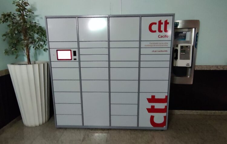 LeiriaShopping com cacifos para encomendas dos CTT