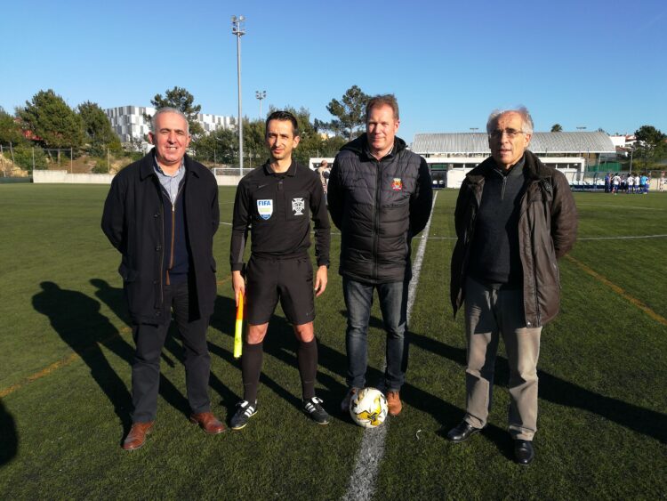 Pedro Martins garante insígnias da FIFA como árbitro assistente