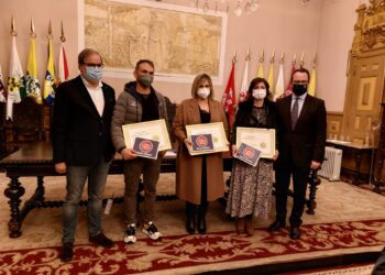 Ju & Co de Triângulo Doce vence concurso de montras