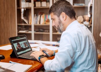 Presidente da Câmara de Pombal reúne online com munícipes