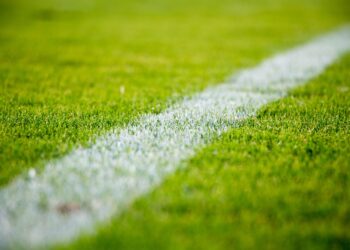Câmara da Marinha Grande apoia três associações para beneficiarem infra-estruturas desportivas