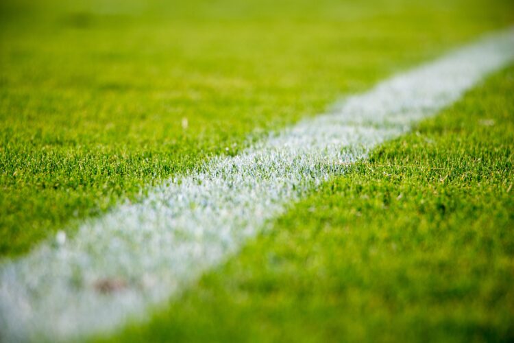 Câmara da Marinha Grande apoia três associações para beneficiarem infra-estruturas desportivas