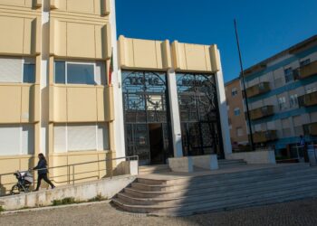MP pede absolvição do médico acusado de homicídio negligente em Peniche