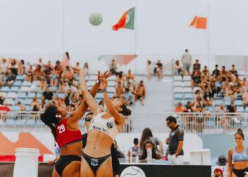 Atletas da região chamadas à Selecção Nacional de Andebol de Praia para estágio na Nazaré