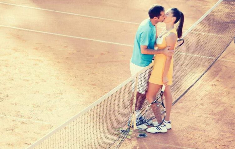 Casais do desporto com lugares no pódio na modalidade do amor