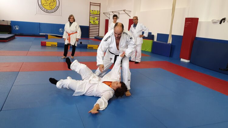 Judo adaptado vai ensinar cerca de 400 avós a prevenir quedas