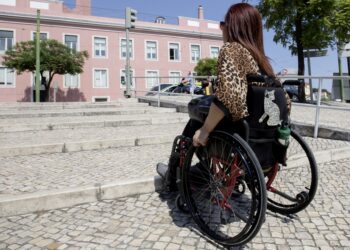 Associação Salvador lança iniciativa para eliminar barreiras arquitectónicas na Batalha e em Leiria