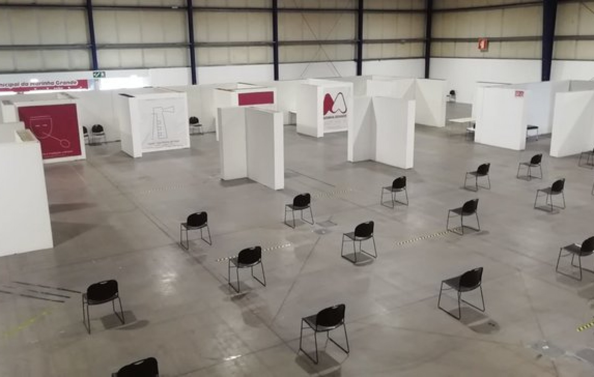 Centro de vacinação da Marinha Grande reduz horário de funcionamento