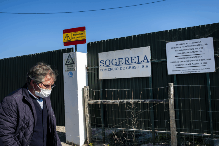 Vizinhos da pedreira de gesso reclamam de ruído “insuportável”