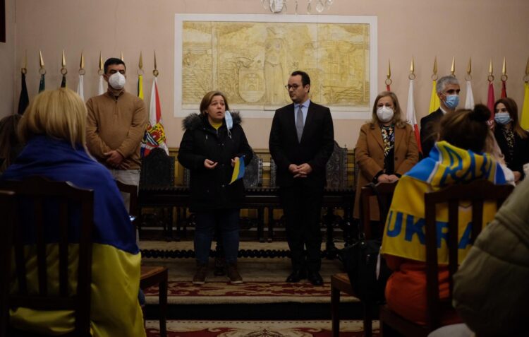 Município de Leiria anuncia vigília e recolha de medicamentos em apoio à Ucrânia
