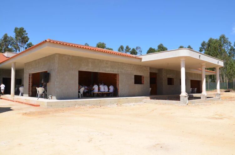 IPSS de Leiria recebe 1,5 ME para concluir construção de lar iniciada há cinco anos
