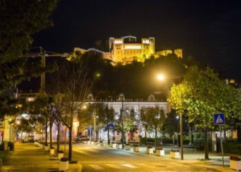 Leiria reduz iluminação pública para fazer face ao aumento de preços