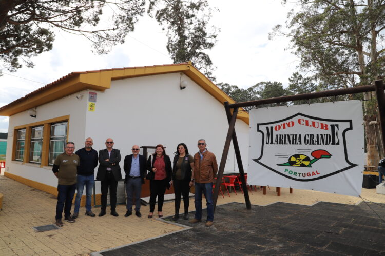 Moto Clube da Marinha Grande ganha casa nova na antiga escola de Pero Neto