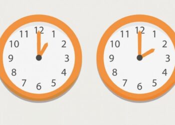 Relógios avançam uma hora na esta madrugada