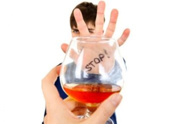 Online permitiu aos Alcoólicos  Anónimos ajudar mais pessoas