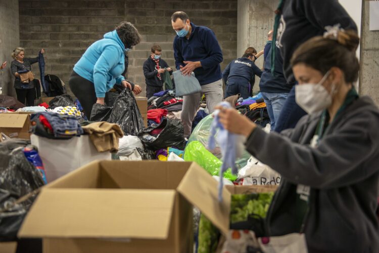 SOS Ucrânia já recolheu seis camiões de donativos