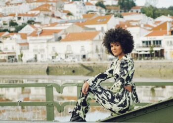 Tocou com Madonna e dá concerto em Alcobaça no sábado